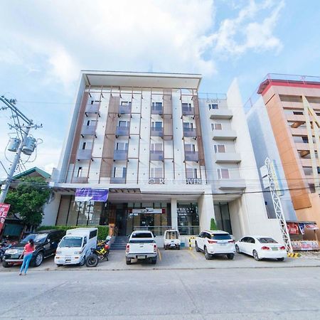 Reddoorz Plus @ Roxas Street Davao City Εξωτερικό φωτογραφία