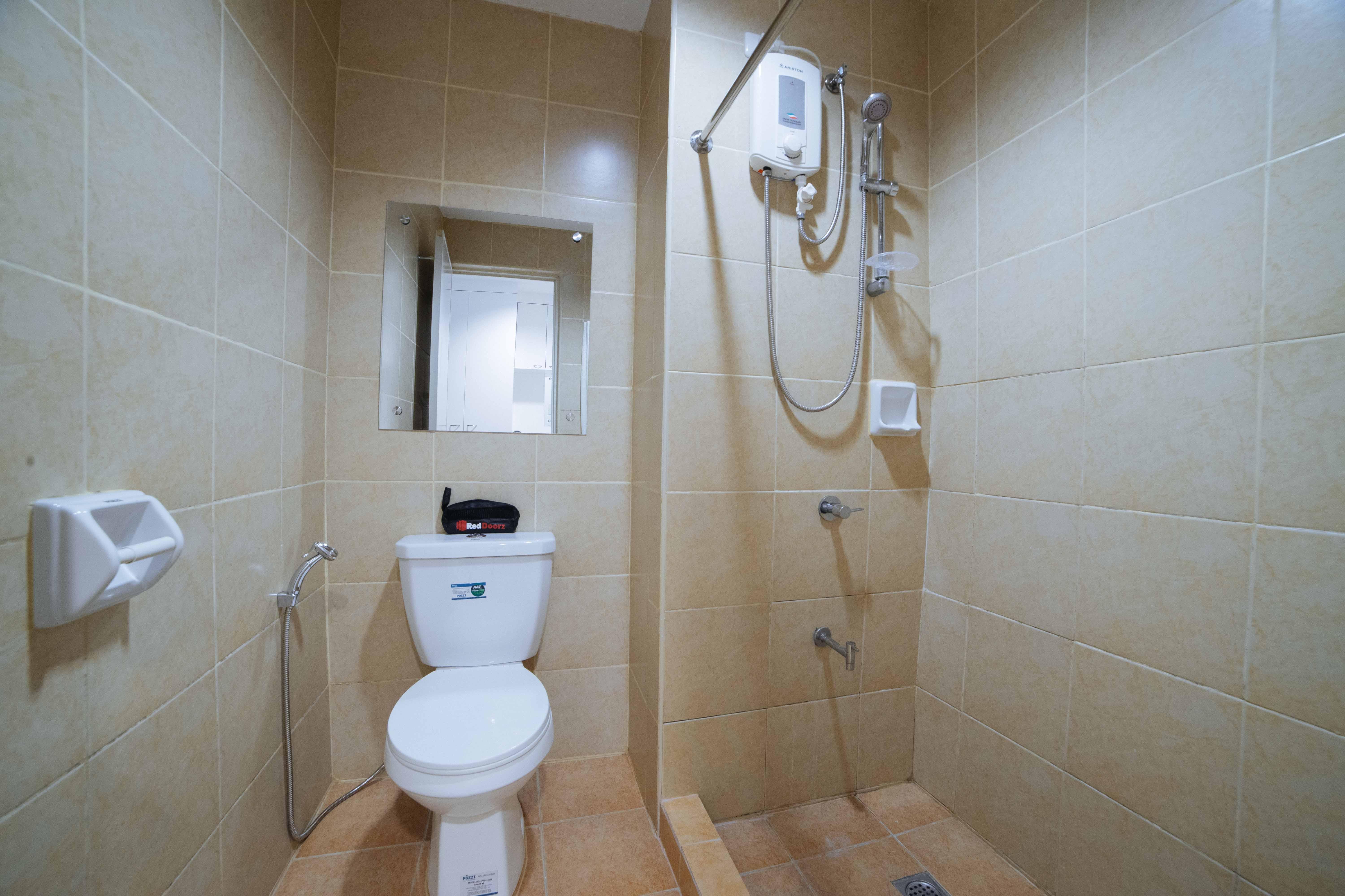 Reddoorz Plus @ Roxas Street Davao City Εξωτερικό φωτογραφία