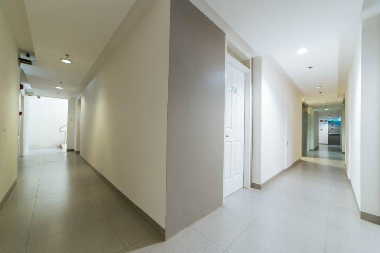 Reddoorz Plus @ Roxas Street Davao City Εξωτερικό φωτογραφία