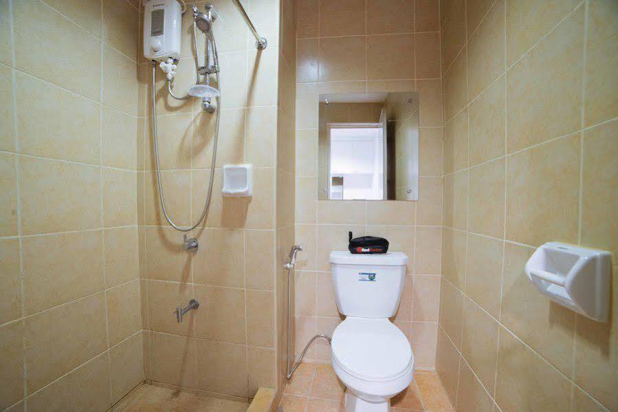 Reddoorz Plus @ Roxas Street Davao City Εξωτερικό φωτογραφία